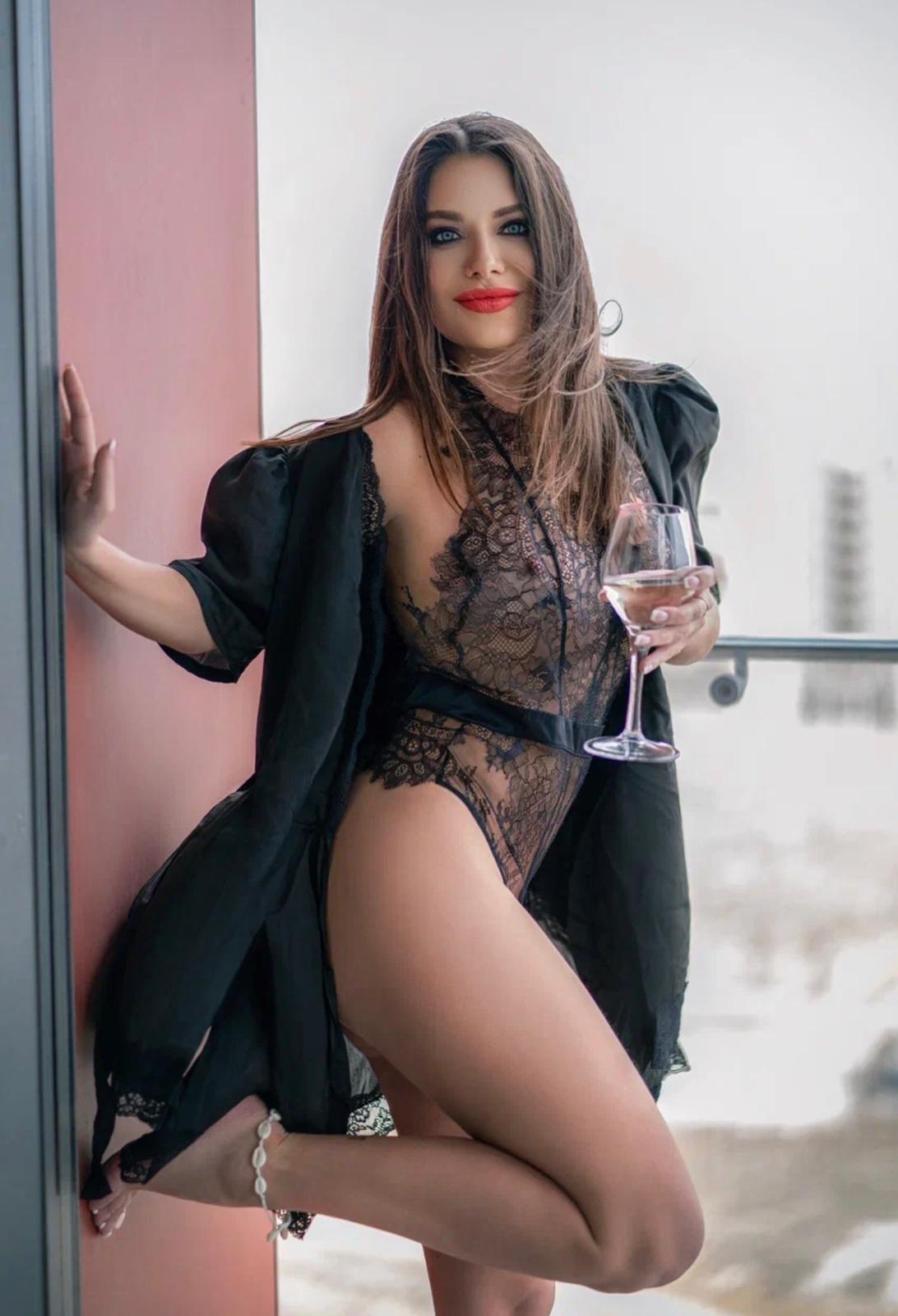 Escort Profile in Hyderabad, Delhi